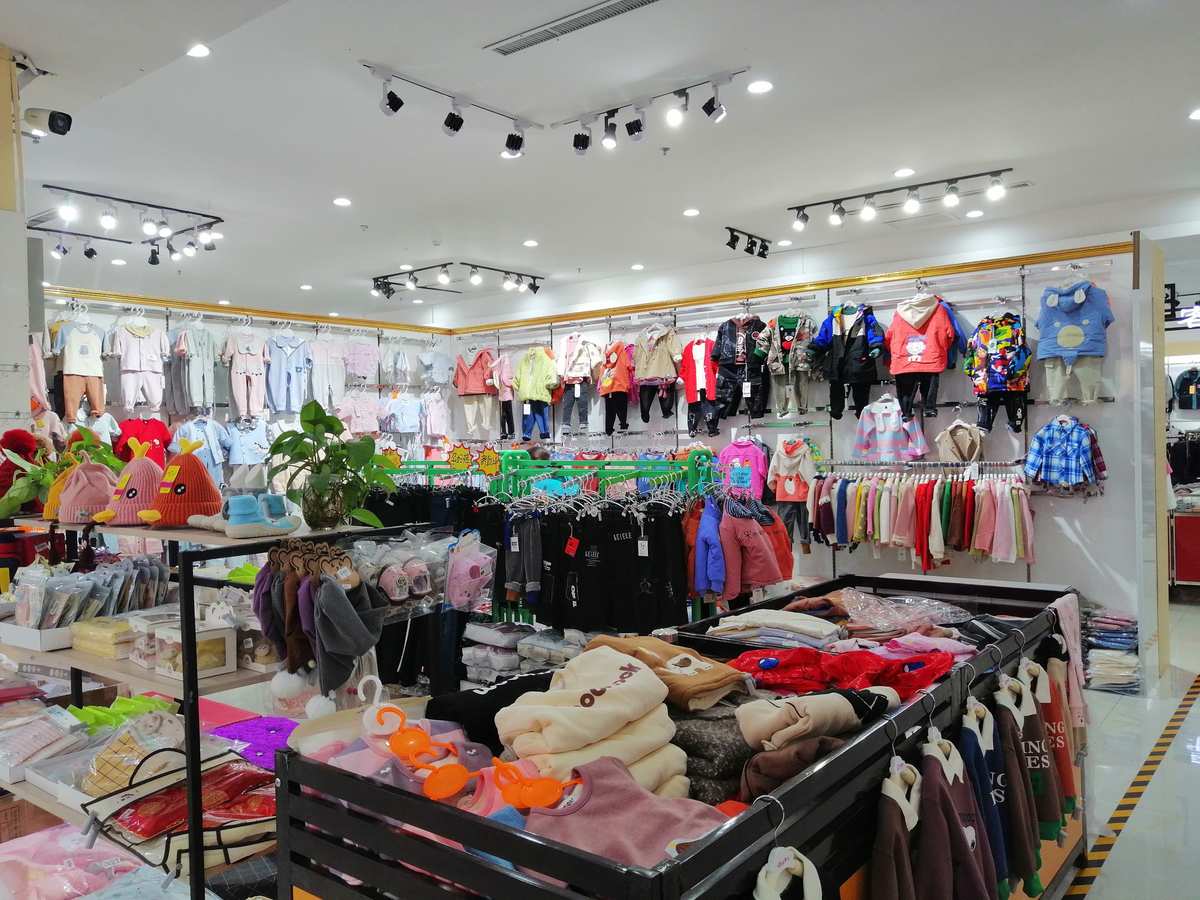 城市購物中心里的女性時(shí)尚新舞臺(tái)——重塑服裝零售的銷售理念